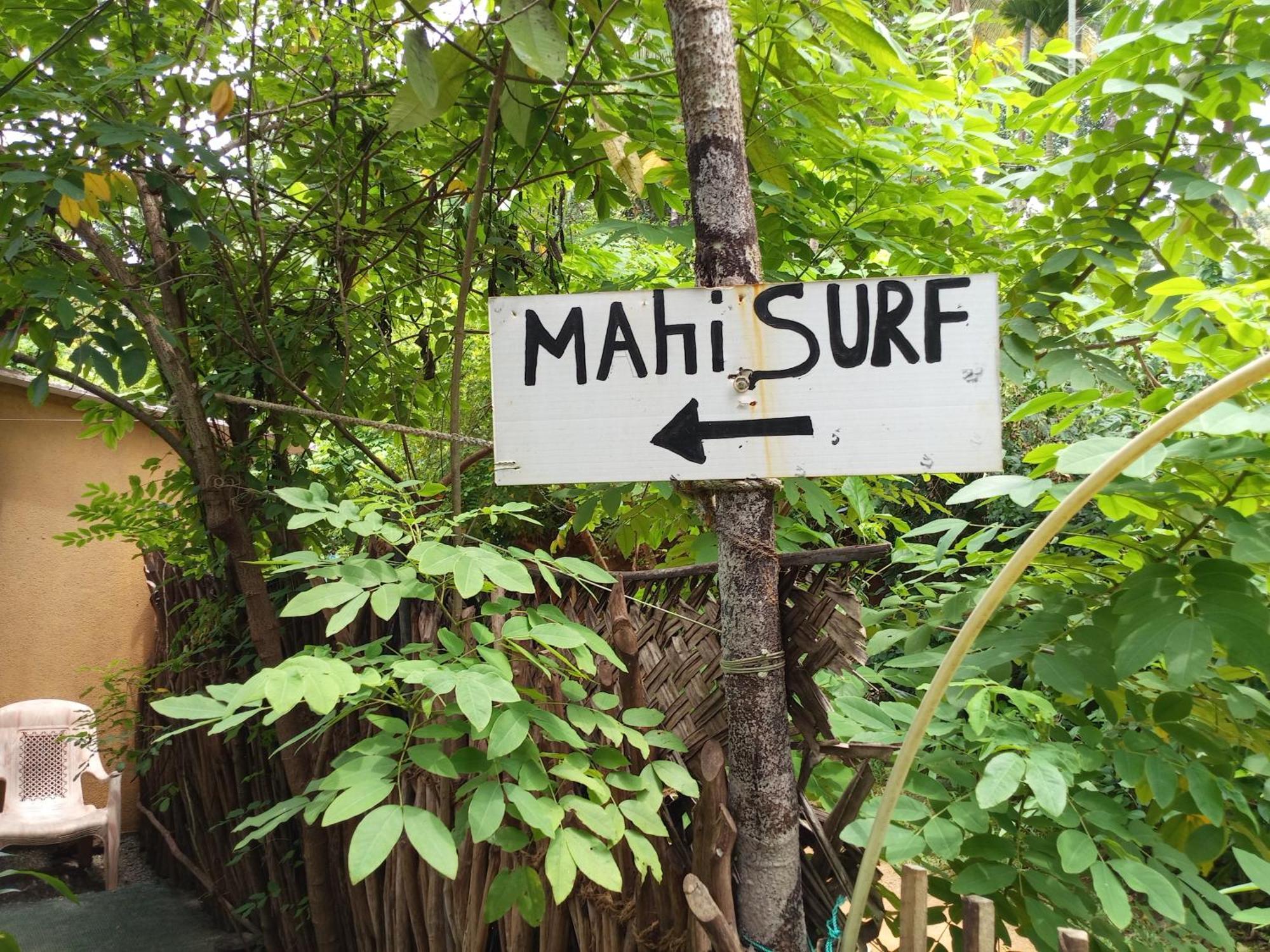 ディックウェラHiriketiya Mahi Surfアパートメント エクステリア 写真